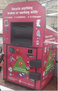 Recycling bank for items with a plug, a battery or a charger.